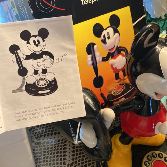 Mickey Mouse Push Button Telephone - Picture 7 of 15